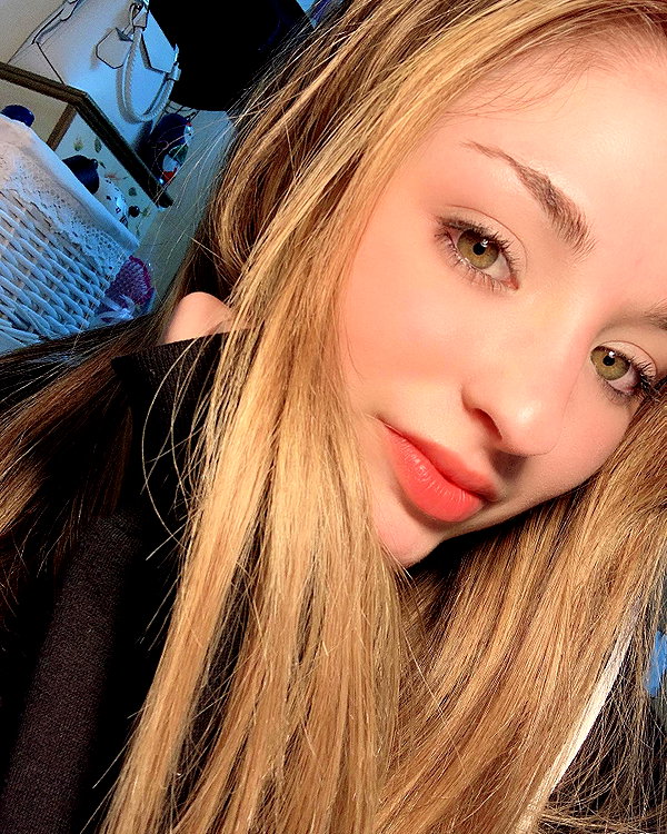 emily_new2 instagram image archive image