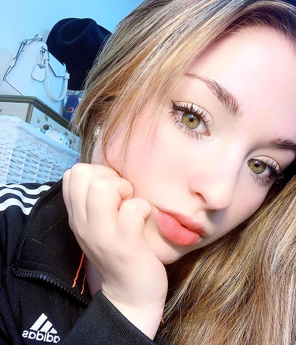 emily_new2 instagram image archive image