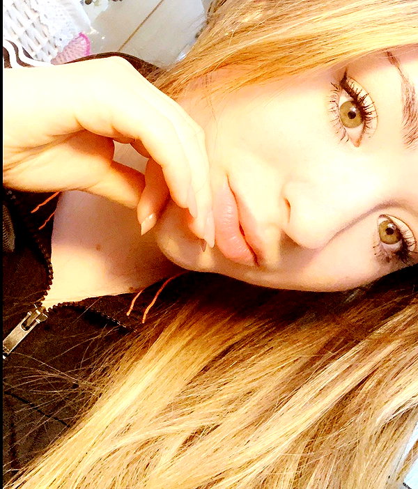 emily_new2 instagram image archive image