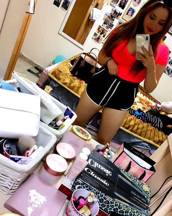 emily_new2 instagram image archive image