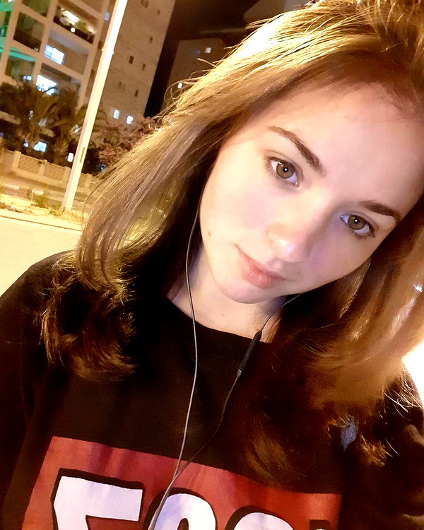 emily_new2 instagram image archive image