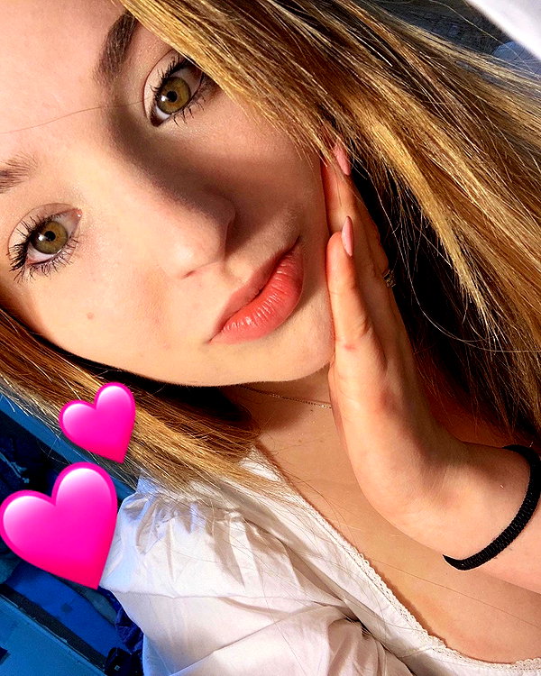emily_new2 instagram image archive image