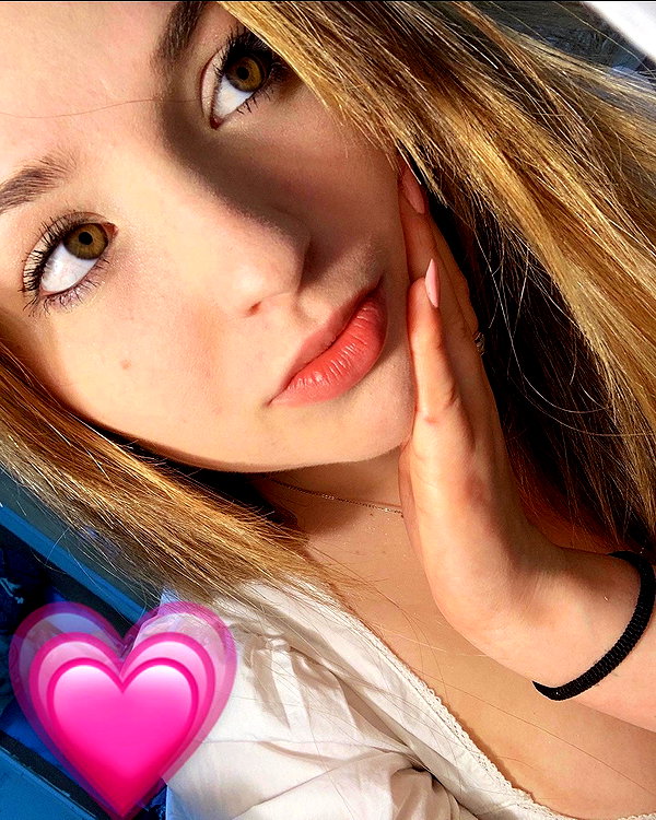 emily_new2 instagram image archive image
