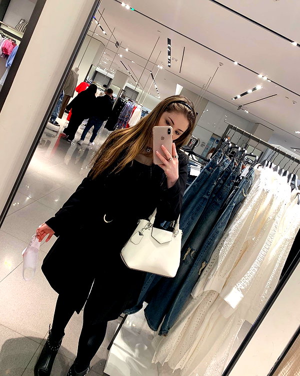 emily_new2 instagram image archive image