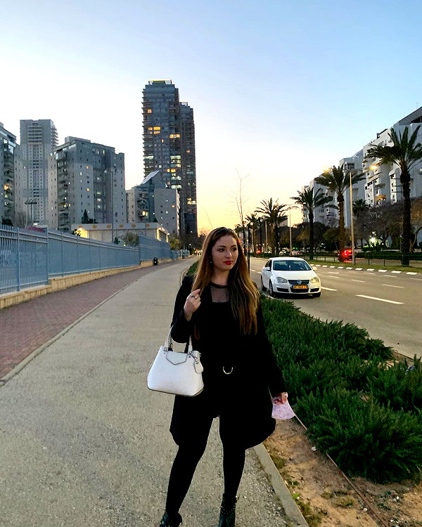 emily_new2 instagram image archive image