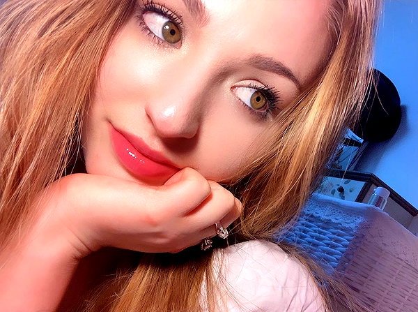 emily_new2 instagram image archive image
