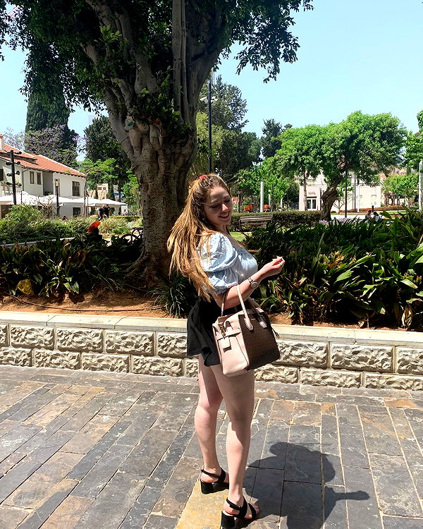 emily_new2 instagram image archive image