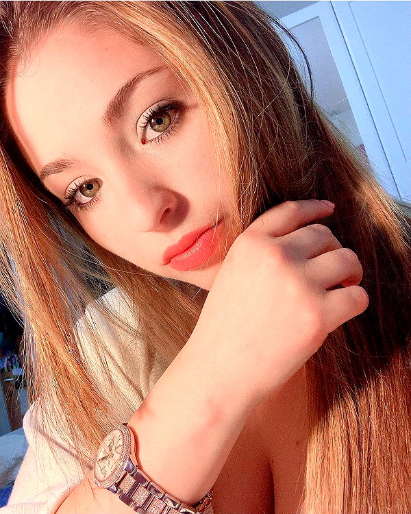 emily_new2 instagram image archive image