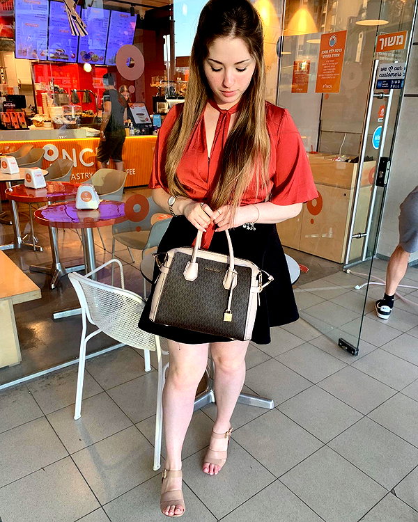 emily_new2 instagram image archive image