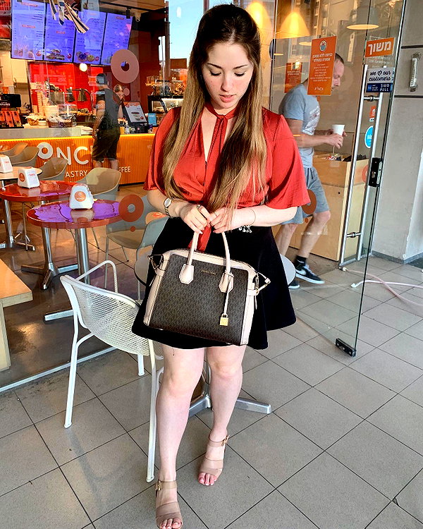 emily_new2 instagram image archive image