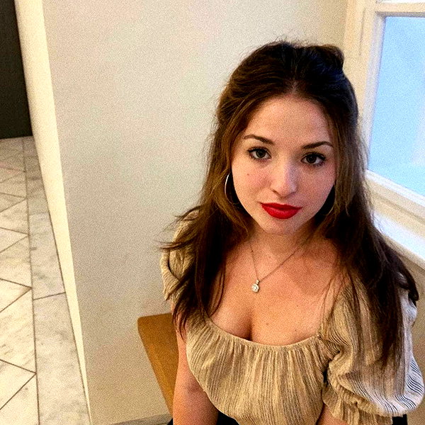 emily_new2 instagram image archive image
