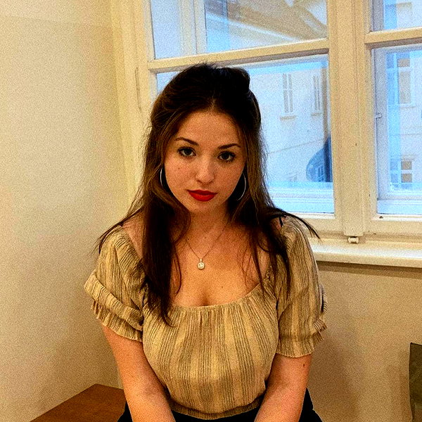 emily_new2 instagram image archive image