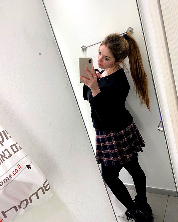 emily_new2 instagram image archive image