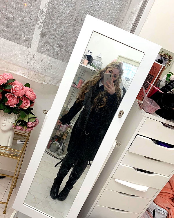 emily_new2 instagram image archive image