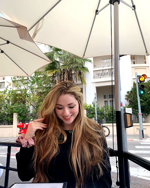 emily_new2 instagram image archive image