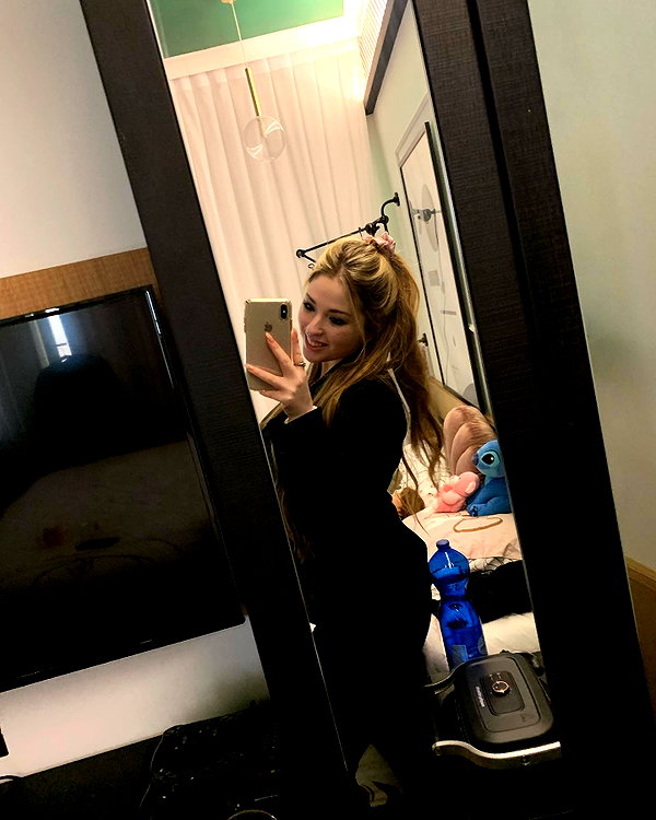 emily_new2 instagram image archive image