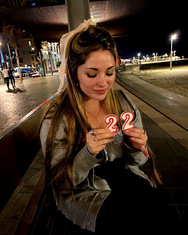 emily_new2 instagram image archive image