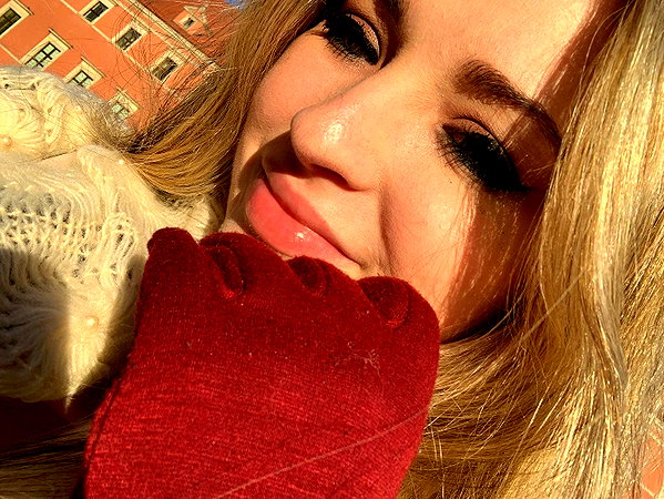 emily_new2 instagram image archive image