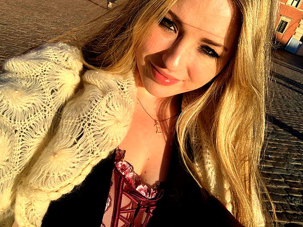 emily_new2 instagram image archive image