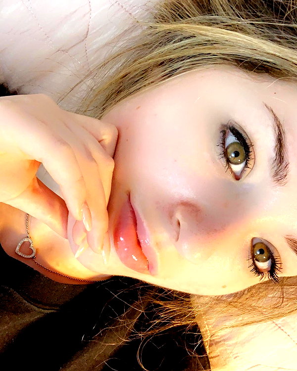emily_new2 instagram image archive image