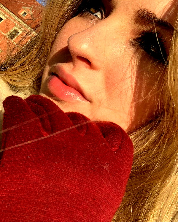 emily_new2 instagram image archive image