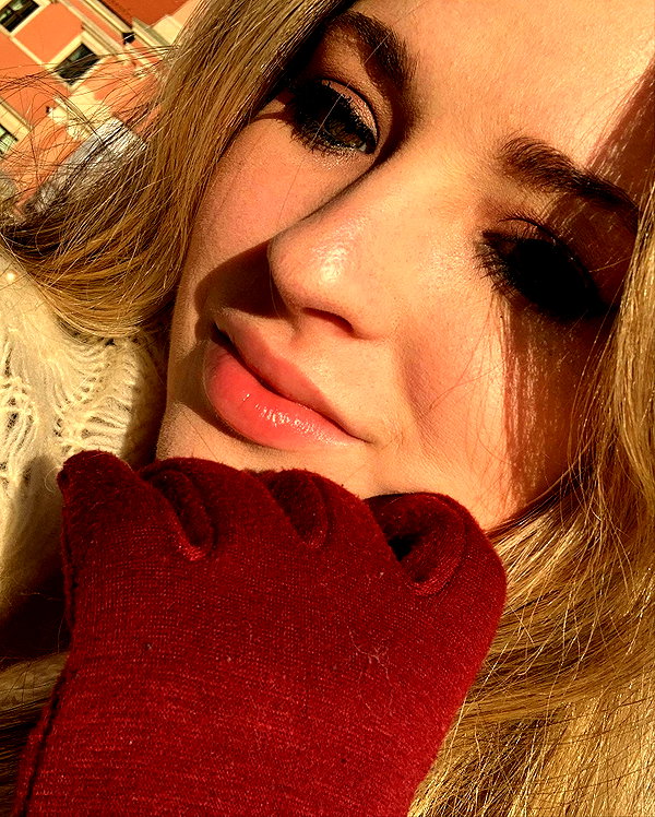 emily_new2 instagram image archive image