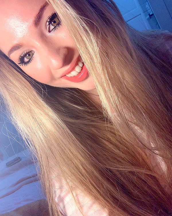 emily_new2 instagram image archive image