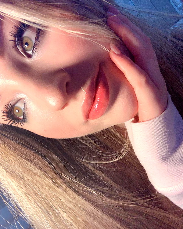 emily_new2 instagram image archive image