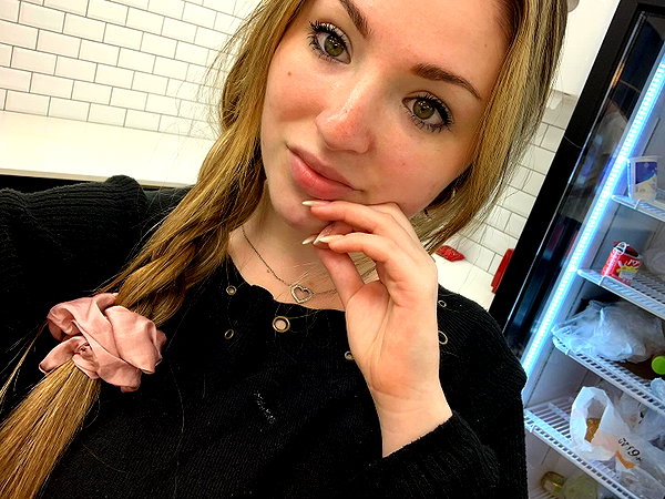 emily_new2 instagram image archive image