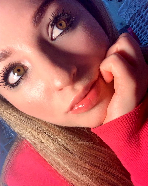 emily_new2 instagram image archive image