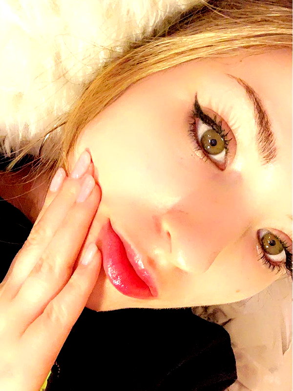 emily_new2 instagram image archive image