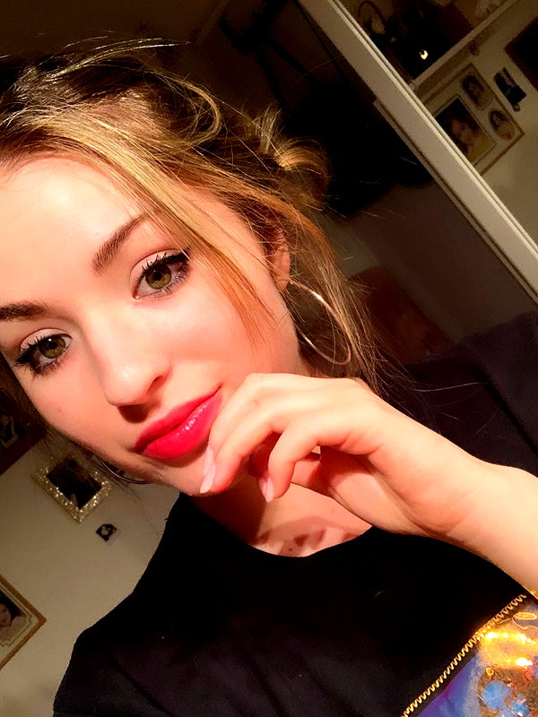 emily_new2 instagram image archive image