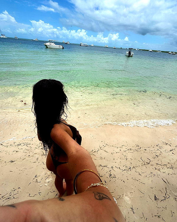 emilyymcwilliam instagram image archive image