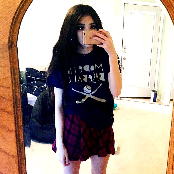 emiru.jpg instagram image archive image