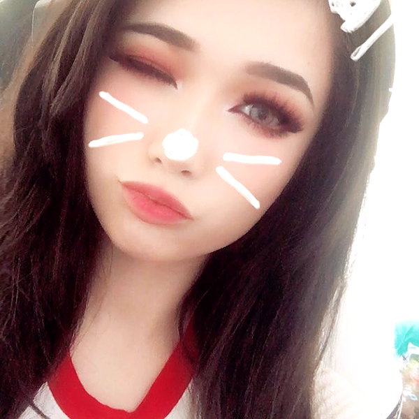 emiru.jpg instagram image archive image