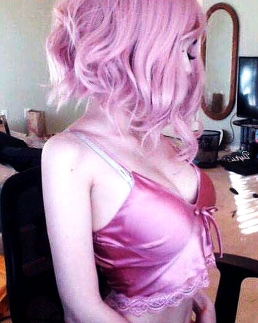 emiru.jpg instagram image archive image