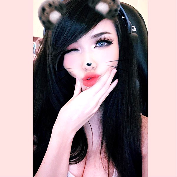 emiru.jpg instagram image archive image