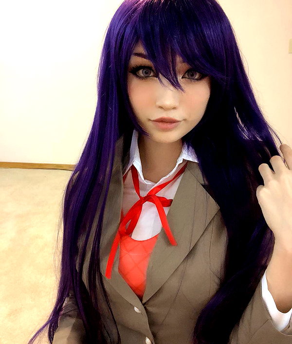 emiru.jpg instagram image archive image