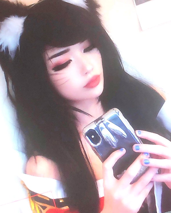 emiru.jpg instagram image archive image