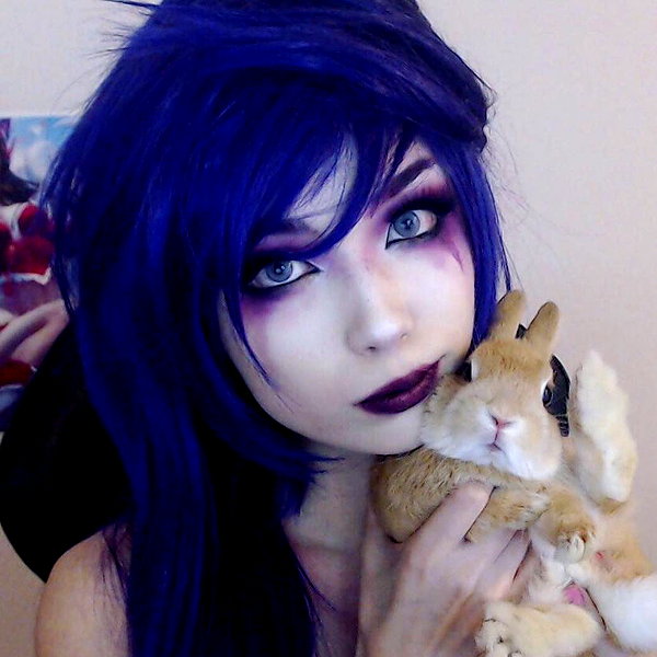 emiru.jpg instagram image archive image