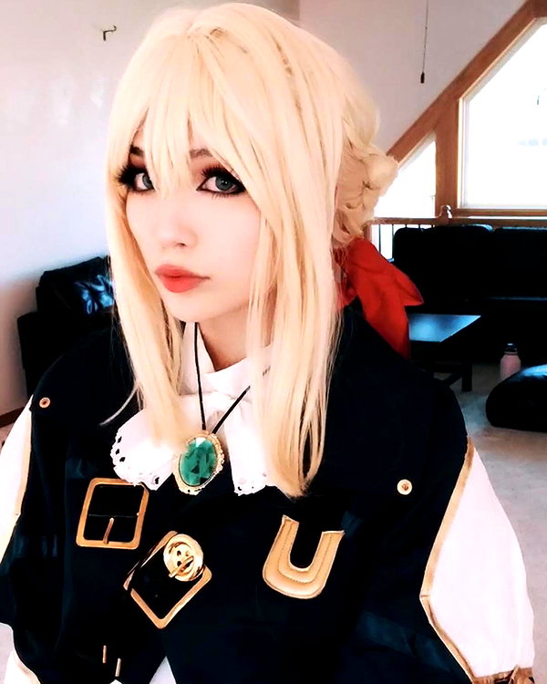 emiru.jpg instagram image archive image