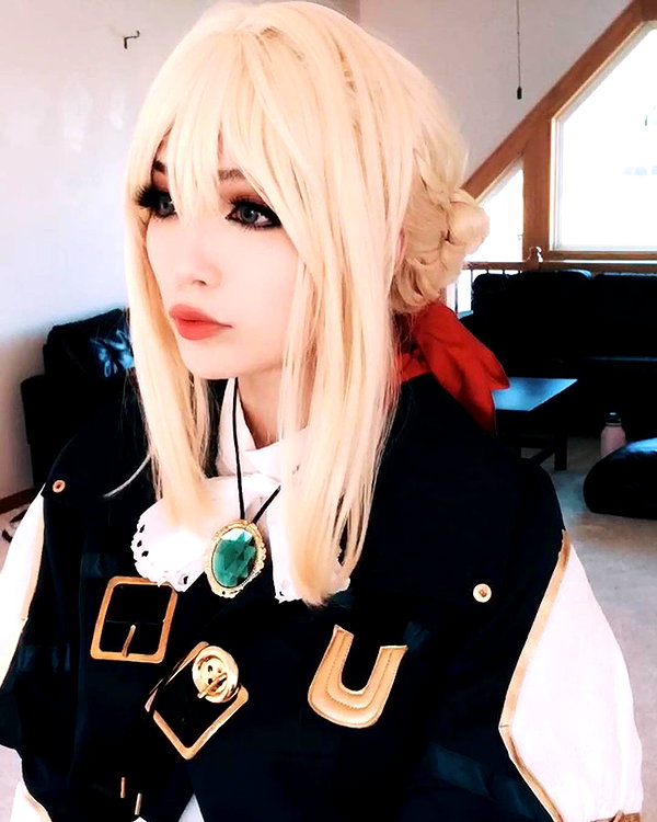 emiru.jpg instagram image archive image