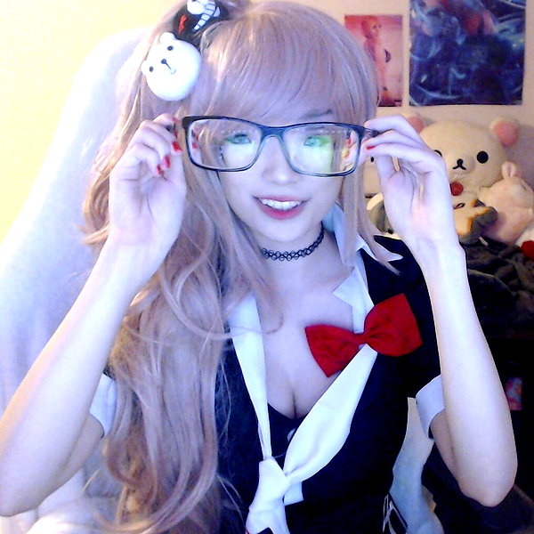 emiru.jpg instagram image archive image