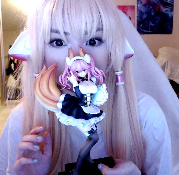 emiru.jpg instagram image archive image