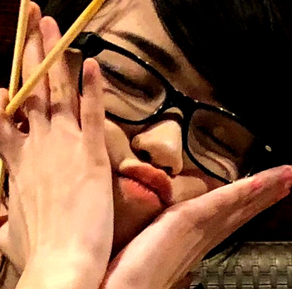 emiru.jpg instagram image archive image