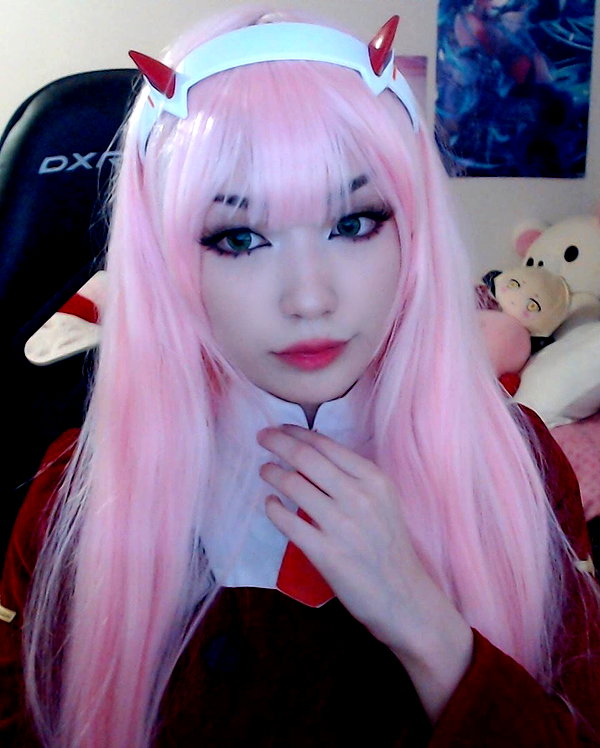 emiru.jpg instagram image archive image