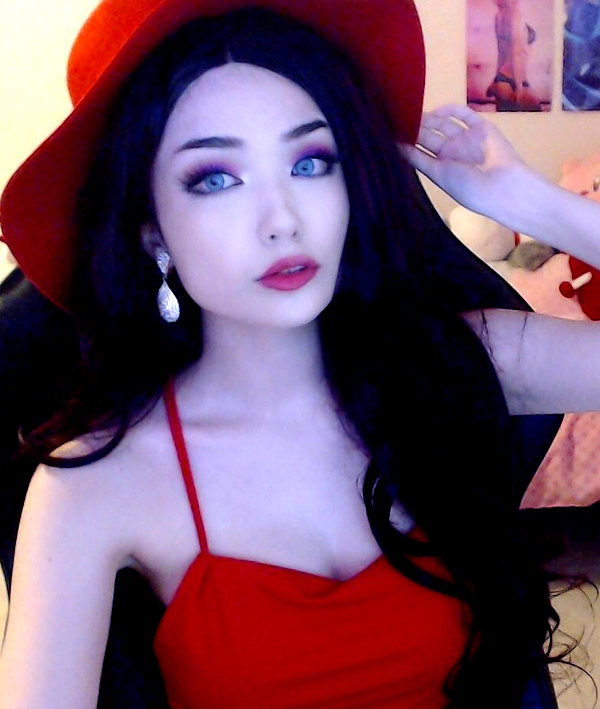 emiru.jpg instagram image archive image