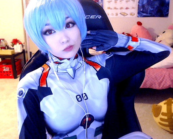 emiru.jpg instagram image archive image