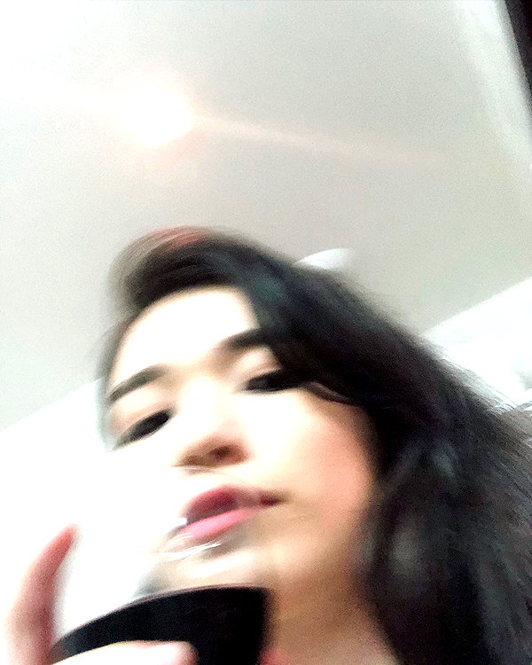 emiru.jpg instagram image archive image