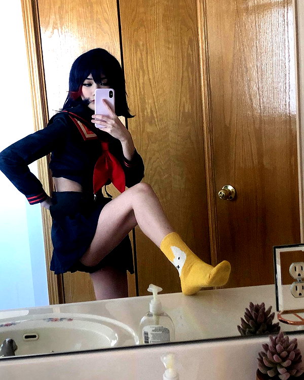 emiru.jpg instagram image archive image